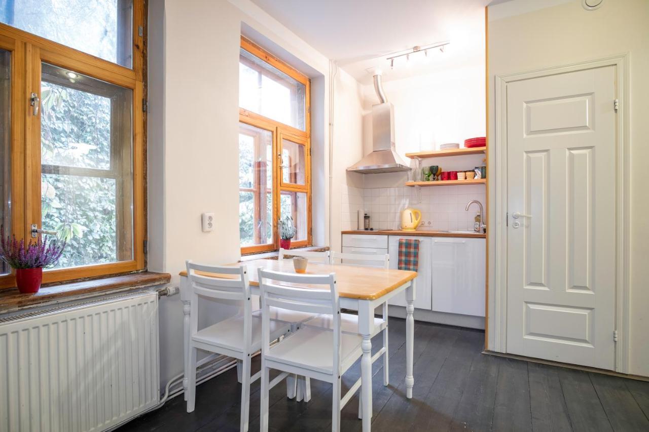 Dream Stay - Bright 2-Bedroom 2-Floor Old Town Apartment Tallinn Exterior foto