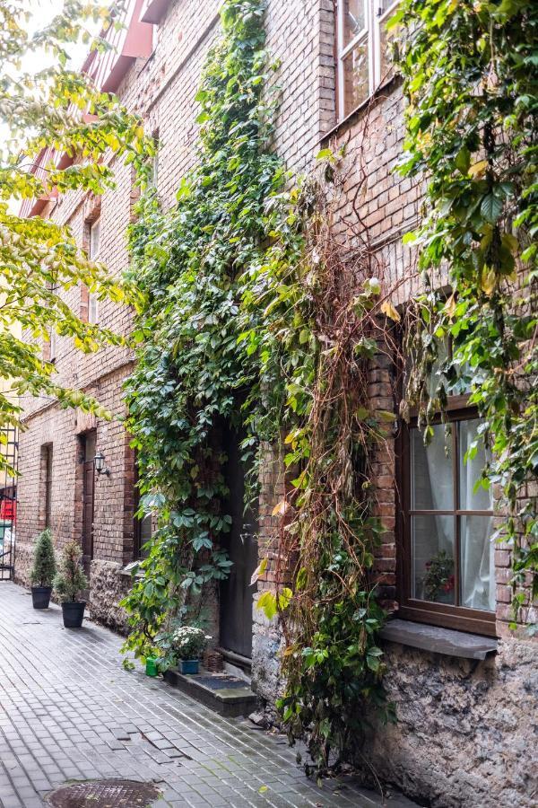 Dream Stay - Bright 2-Bedroom 2-Floor Old Town Apartment Tallinn Exterior foto